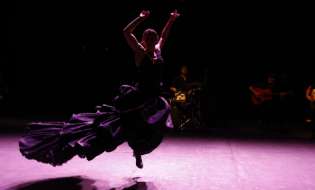 Ana Morales estrena Más Que Baile en Cataluña dentro de Ciutat Flamenco 2026